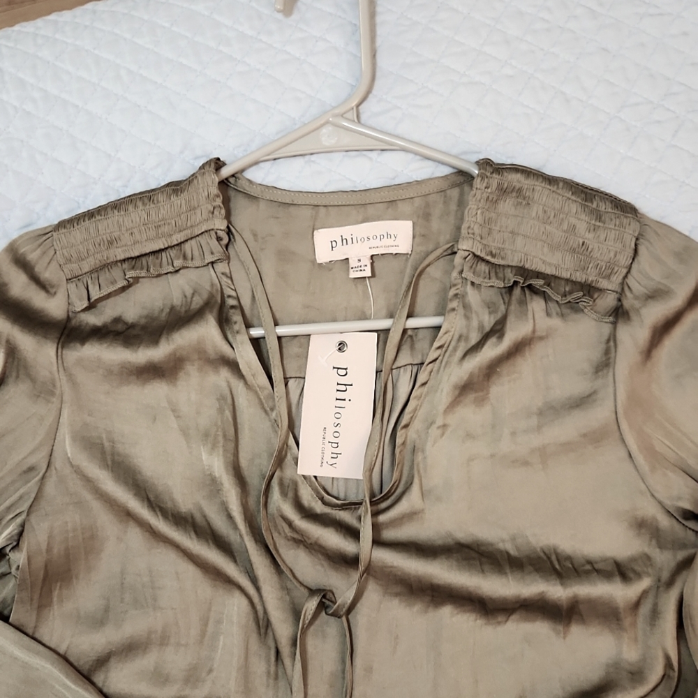 Philosophy new blouse with long sleeve, split neckline. Size S